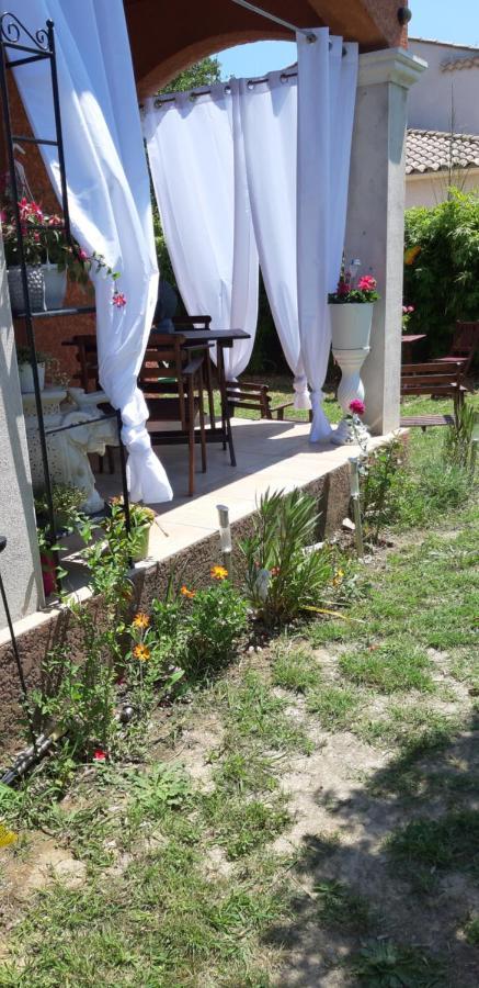 Orchidee Rose Villa แซงต์-โลรองต์-เดกูซ ภายนอก รูปภาพ